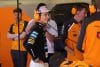 El británico Lando Norris de McLaren reacciona durante la tercera sesión de entrenamientos del Gran Premio de México de la Fórmula Uno este sábado, en el Autódromo Hermanos Rodríguez en Ciudad de México (México). EFE/ Issac Esquivel