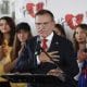 El exsenador Roy Barreras habla durante un acto político este lunes, en Bogotá (Colombia). EFE/ Mauricio Dueñas Castañeda