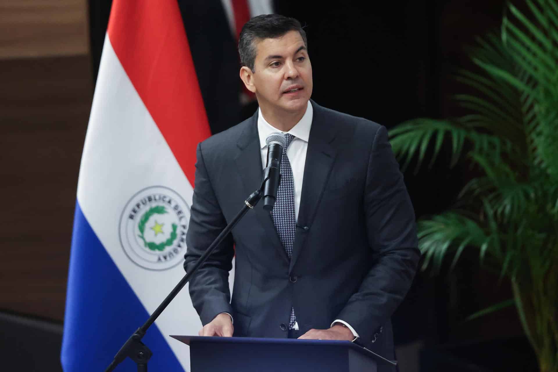 Foto de archivo del presidente de Paraguay, Santiago Peña. EFE/ Juan Pablo Pino