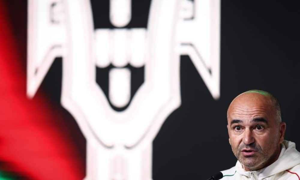 El seleccionador del equipo portugués, el español Roberto Martínez, ofrece una rueda de prensa previa al partido de este sábado contra Irlanda en Lisboa, de clasificación para el Mundial de 2026. EFE/EPA/RODRIGO ANTUNES