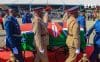 Nairobi, 19 oct (EFE).- Kenia despidió este domingo al ex primer ministro y líder de la oposición, Raila Odinga, fallecido el miércoles a los 80 años, en un emotivo funeral celebrado en su hogar ancestral de Bondo (oeste), antes de ser enterrado en una ceremonia privada en la residencia familiar. EFE/EPA/STRINGER