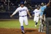 El nicaragüense Emanuel Trujillo agrega una carrera en el juego contra Guatemala que garantizó a su país la medalla de oro de la duodécima edición de los Juegos Centroamericanos que transcurren en Ciudad de Guatemala. EFE/ Fernando Ruiz