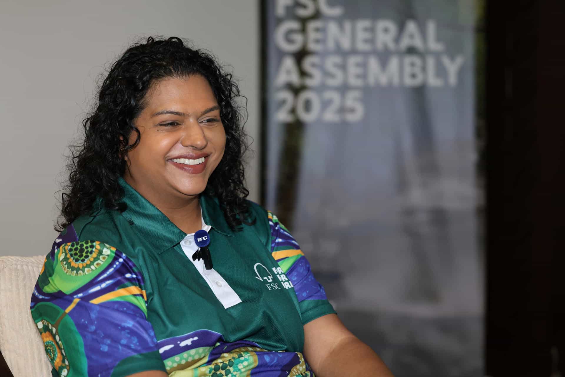 La directora en Canadá de la ONG Consejo de Administración Forestal (FSC, por sus siglas en inglés), Monika Patel, durante una entrevista con EFE, este martes, 28 de octubre, en el marco de la Asamblea General de FSC, en Ciudad de Panamá (Panamá). EFE/Carlos Lemos