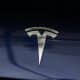 Fotografía de archivo del logo de Tesla. EFE/EPA/CAROLINE BREHMAN