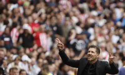 Simeone, en una foto de archivo durante un partido en el Metropolitano. EFE/Sergio Pérez