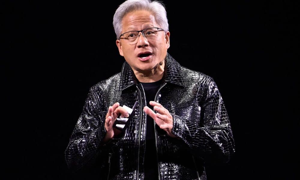 Fotografía de archivo del fundador y director ejecutivo de la tecnológica estadounidense Nvidia, Jensen Huang, durante una conferencia, en Las Vegas (Nevada, EE.UU.). EFE/Allison Dinner