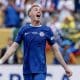 Cole Palmer, centrocampista del Chelsea, festeja un gol en la final del pasado Mundial de Clubes. EFE/EPA/JUSTIN LANE