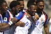 Jugadores de la selección de Haití celebran este jueves la goleada por 0-3 infligida a la Nicaragua en el Estadio Nacional de Managua en partido de las eliminatorias de la Concacaf para el Mundial de 2026. EFE/ STR
