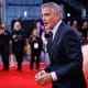 Londres, 10 oct (EFE).- El actor estadounidense George Clooney aseguró este viernes, durante el preestreno de su nueva película 'Jay Kelly' en el Festival de Cine de Londres (LFF), que se "muere" por trabajar junto con el actor español Javier Bardem. EFE/EPA/TOLGA AKMEN