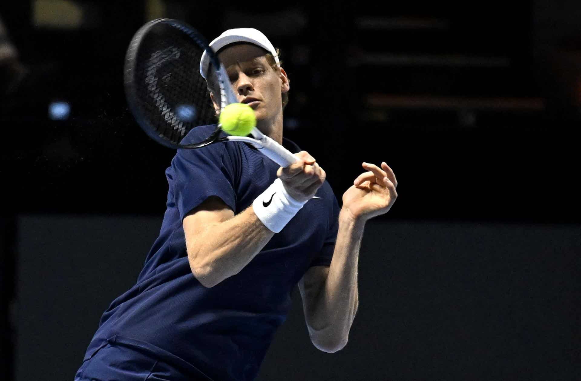 Jannik Sinner, durante el partido contra Novak Djokovic del torneo de exhibición Six Kings Slam EFE/EPA/STR