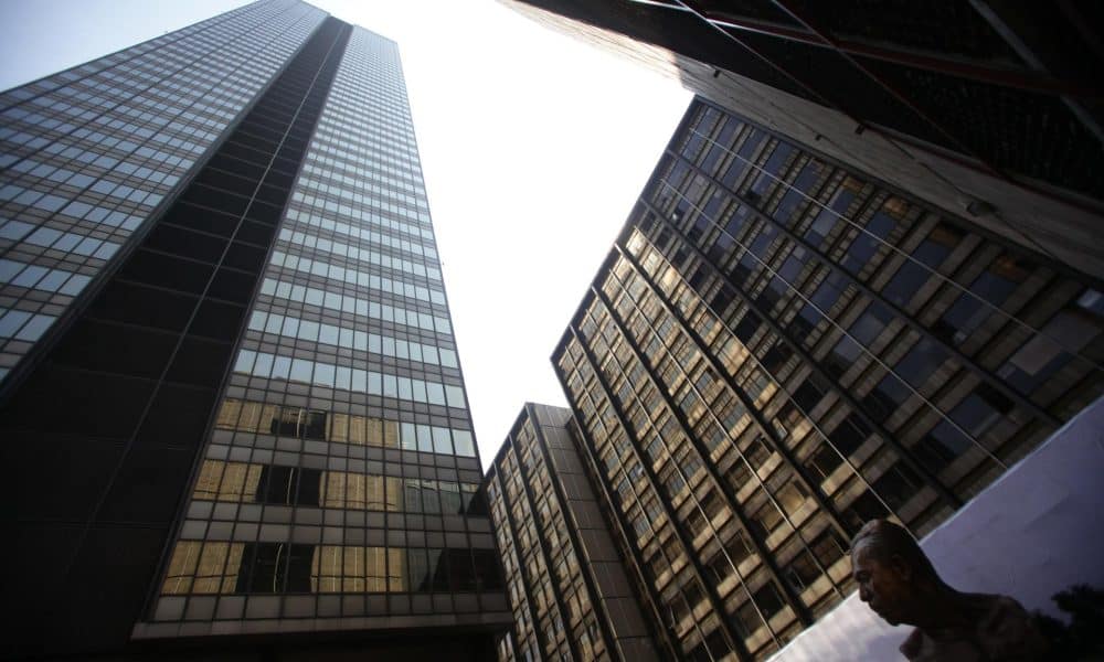 Vista de la torre principal de Petróleos Mexicanos (Pemex) en Ciudad de México. Imagen de archivo. EFE/Sáshenka Gutiérrez