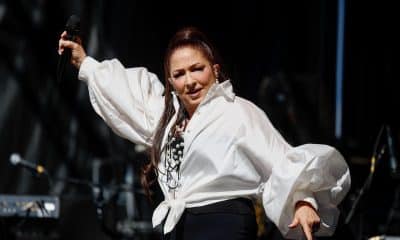 La cantante cubano-estadounidense Gloria Estefan ofrece un concierto gratuito este domingo en Madrid en el marco de las celebraciones de la fiesta de la Hispanidad 2025. EFE/ Daniel González