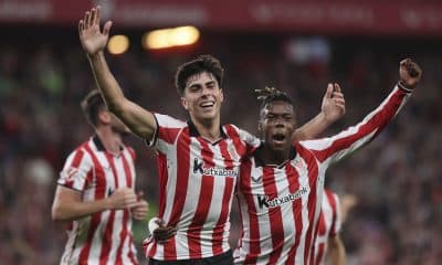 El centrocampista del Athletic Club Alejandro Rego celebra su gol contra el Mallorca junto a Nico Williams, durante el partido de la jornada 8 de LaLiga EA Sports entre el Athletic Club y el Mallorca, este sábado en el estadio de San Mamés en Bilbao.-EFE/ Luis Tejido