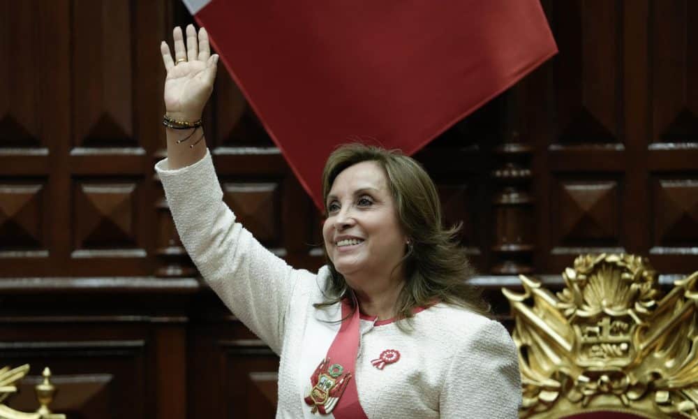 Fotografía de archivo de la presidenta de Perú, Dina Boluarte, en Lima (Perú). EFE/ John Reyes