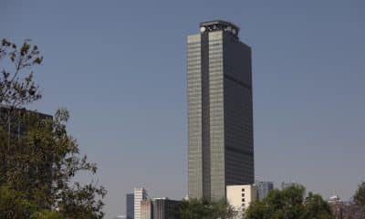 Vista de la Torre de Pemex en la Ciudad de México (México). Imagen de archivo. EFE/ Sáshenka Gutiérrez
