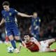 Julian Alvarez ante el Arsenal FC en Londres. EFE/EPA/NEIL HALL