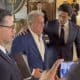 El presidente del Barcelona, Joan Laporta (c), a su llegada el miércoles a Roma para acudir a la asamblea anual de la nueva 'European Football Clubs' (EFC, antigua ECA), presidida por el catarí Nasser Al-Khelaifi (d). EFE/Cedida
