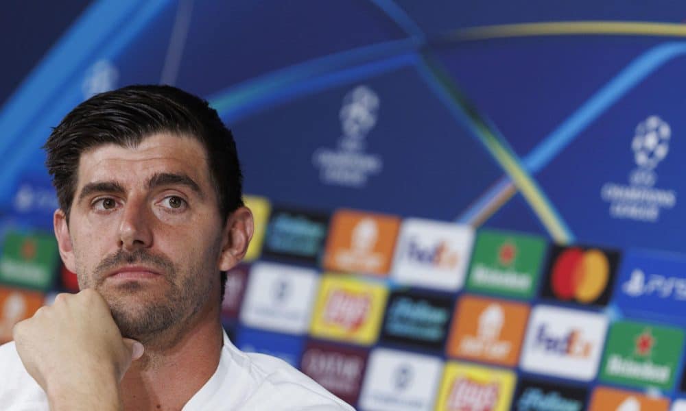 El portero del Real Madrid Thibaut Courtois en rueda de prensa tras el entrenamiento del equipo en la Ciudad Deportiva de Valdebebas previo su partido de Liga de Campeones contra la Juventus de Turín. EFE/Sergio Pérez