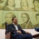 El presidente de Bolivia, Luis Arce, habla en una entrevista con EFE este martes, en la Casa Grande del Pueblo, en La Paz (Bolivia). EFE/ Luis Gandarillas