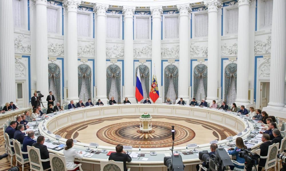 El presidente ruso, Vladímir Putin, asiste a una reunión del Consejo Presidencial. (Rusia, Moscú) EFE/EPA/MIKHAIL TERESHCHENKO/SPUTNIK/KREMLIN POOL MANDATORY CREDIT