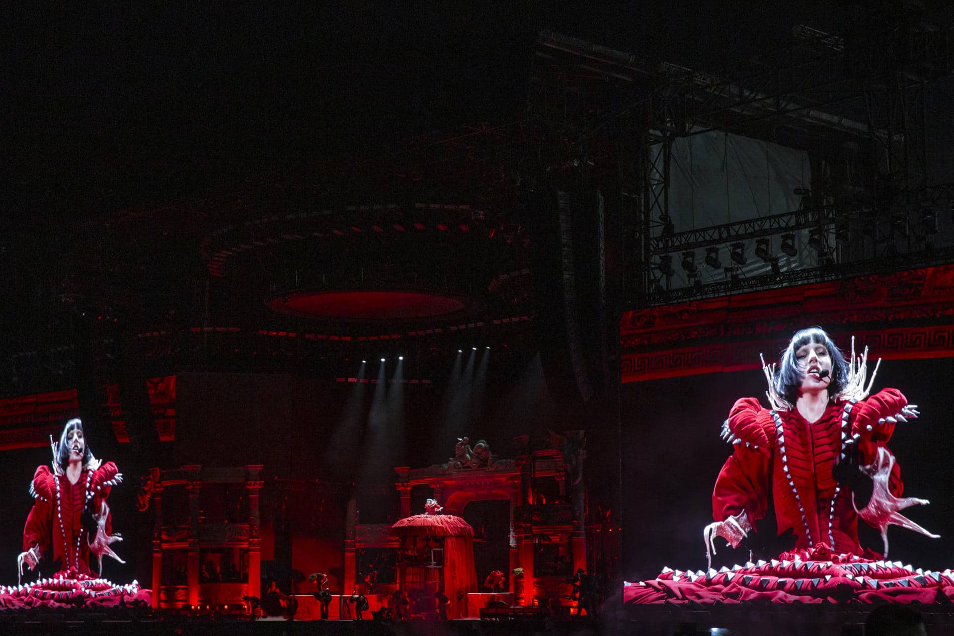 Imagen de la cantante y compositora estadounidense Lady Gaga en un ensayo, previo a su concierto, en la playa Copacabana en Río de Janeiro (Brasil). EFE/ Andre Coelho
