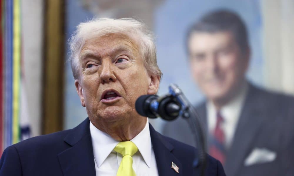 EFE/EPA/JIM LO SCALZO / POOL