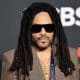 Fotografía de archivo del cantante estadounidense Lenny Kravitz posando durante la alfombra roja de los Premios MTV Video Music Awards (VMAs) en Nueva York (Estados Unidos). EFE/ Octavio Guzmán