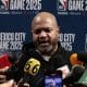 El entrenador de los Detroit Pistons, John-Blair Bickerstaff, habla con periodistas este viernes, en el estadio Arena CDMX en Ciudad de México (México). EFE/ José Mendez