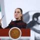 La presidenta de México Claudia Sheinbaum, habla durante una rueda de prensa este jueves en Palacio Nacional de la Ciudad de México (México).EFE/Mario Guzmán