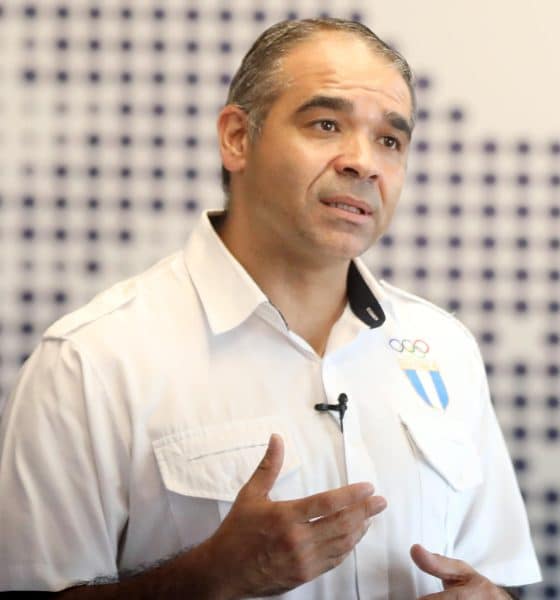 El director ejecutivo de los XII Juegos Centroamericanos Guatemala 2025, José Gabriel del Busto, durante una entrevista con EFE en el Palacio de los Deportes, en Ciudad de Guatemala. EFE/Fernando Ruiz