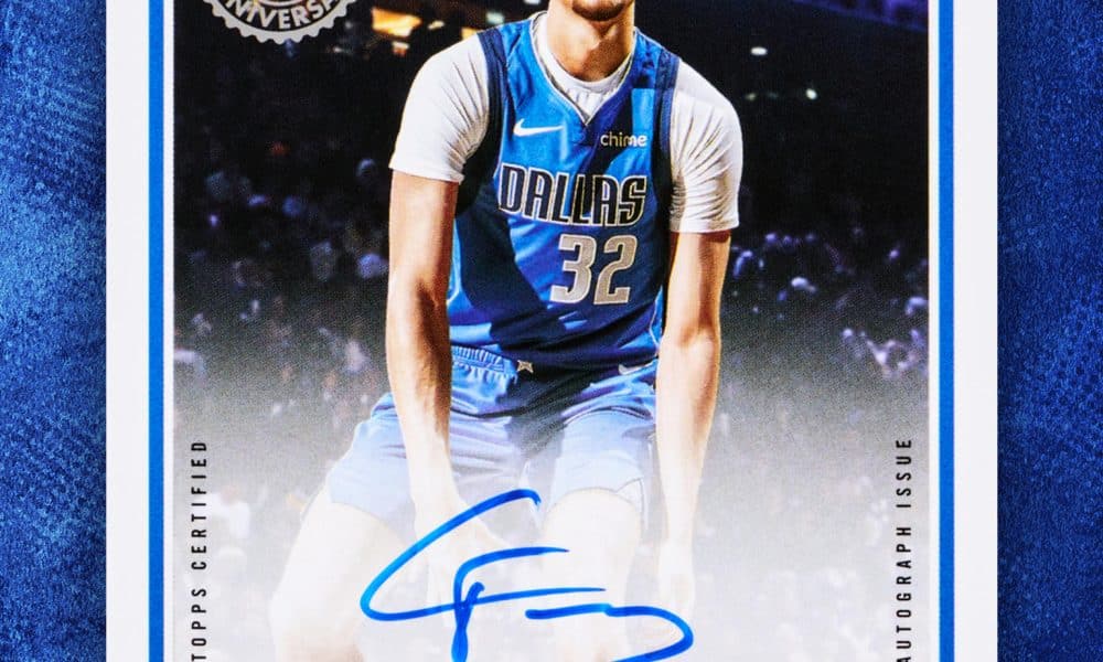 La camiseta de Cooper Flagg en su debut con Dallas Mavericks fue un activo de inversión. El parche de novato que vistió esa noche fue retirado y convertido en un cromo autografiado cuyo valor podría superar el millón de dólares. Es la nueva fiebre del oro en los coleccionables de la NBA. EFE/Cedido por Fanatic Collectibles USO EDITORIAL NO VENTAS