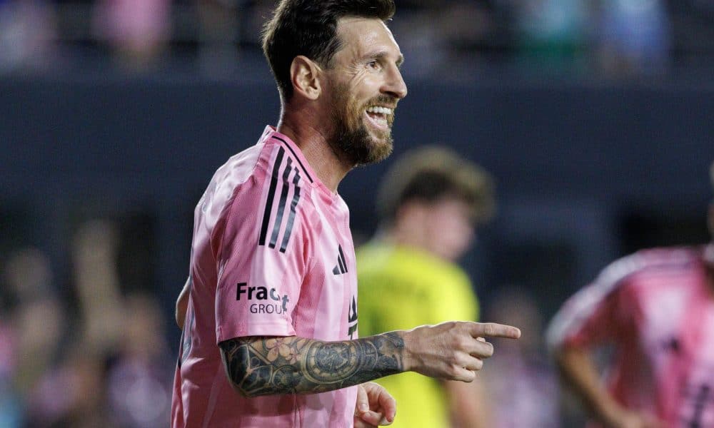 Lionel Messi celebra uno de sus dos goles ante el Nashville en la MLS en el Chase Stadium en Fort Lauderdale, Florida. EFE/EPA/CRISTOBAL HERRERA-ULASHKEVICH