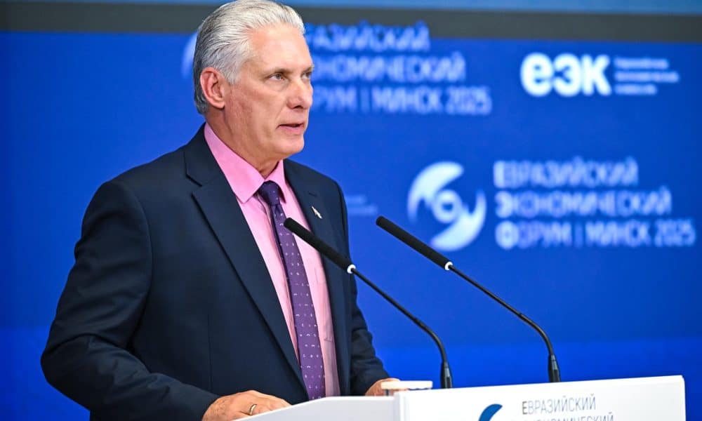 Foto de archivo del presidente de Cuba Miguel Diaz-Canel. EFE/SERGEY KARPUKHIN / SPUTNIK / KREMLIN