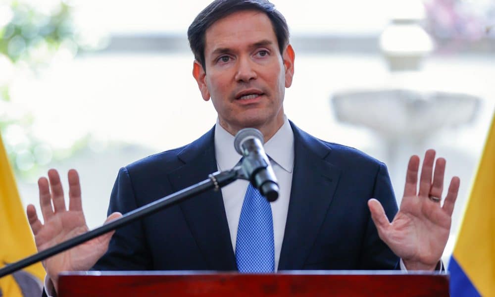 Fotografía de archivo del 4 de septiembre de 2025 del secretario de Estado de los Estados Unidos, Marco Rubio, hablando en una rueda de prensa en Quito (Ecuador). EFE/ José Jácome