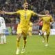 El jugador rumano Virgil Ghita celebra el 1-0 durante el partido del grupo H que han jugado Rumanía y Austria en Bucarest, Rumanía. EFE/EPA/ROBERT GHEMENT