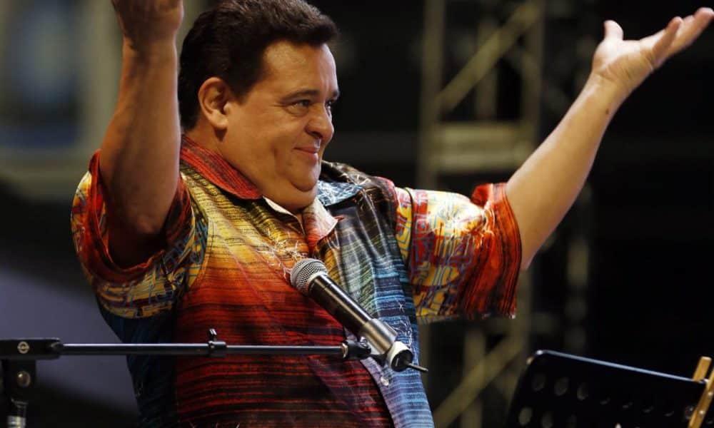 Un concierto del legendario dúo de salsa del pianista Richie Ray y el cantante Bobby Cruz en Puerto Rico, pautado para el 25 de octubre próximo, ha sido pospuesto para febrero de 2026, debido a que el intérprete atraviesa un percance de salud. Imagen de archivo. EFE/Thais Llorca