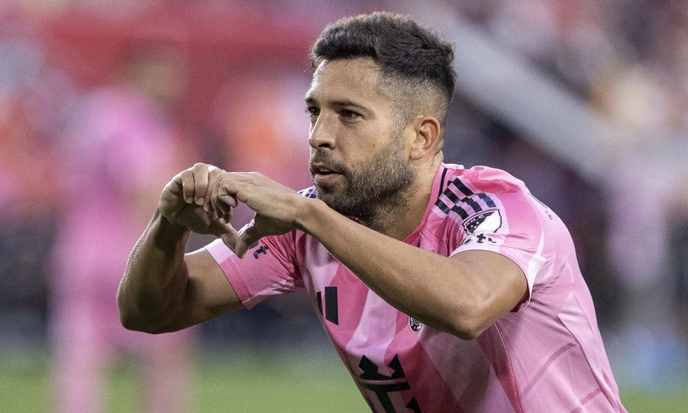 Fotografía de archivo del 19 de julio de 2025 del jugador Jordi Alba de Inter Miami celebrando un gol en un partido de la Major League Soccer entre New York Red Bulls e Inter Miami, en Nueva Jersey (EE.UU.). EFE/ Angel Colmenares