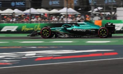 El español Fernando Alonso de Aston Martin, participa durante la tercera sesión de entrenamientos del Gran Premio de México de la Fórmula Uno este sábado, en el Autódromo Hermanos Rodríguez en Ciudad de México (México). EFE/ Mario Guzmán