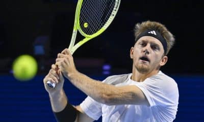 El tenista español Alejandro Davidovich Fokina durante la semifinal del torneo de Basilea en el St. Jakobshalle, Basilea, Suiza. EFE/EPA/GEORGIOS KEFALAS