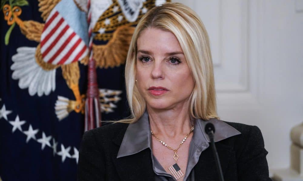 La fiscal general de EE.UU., Pam Bondi, en Washington, DC, el 23 de octubre de 2025. EFE/WILL OLIVER / POOL POOL