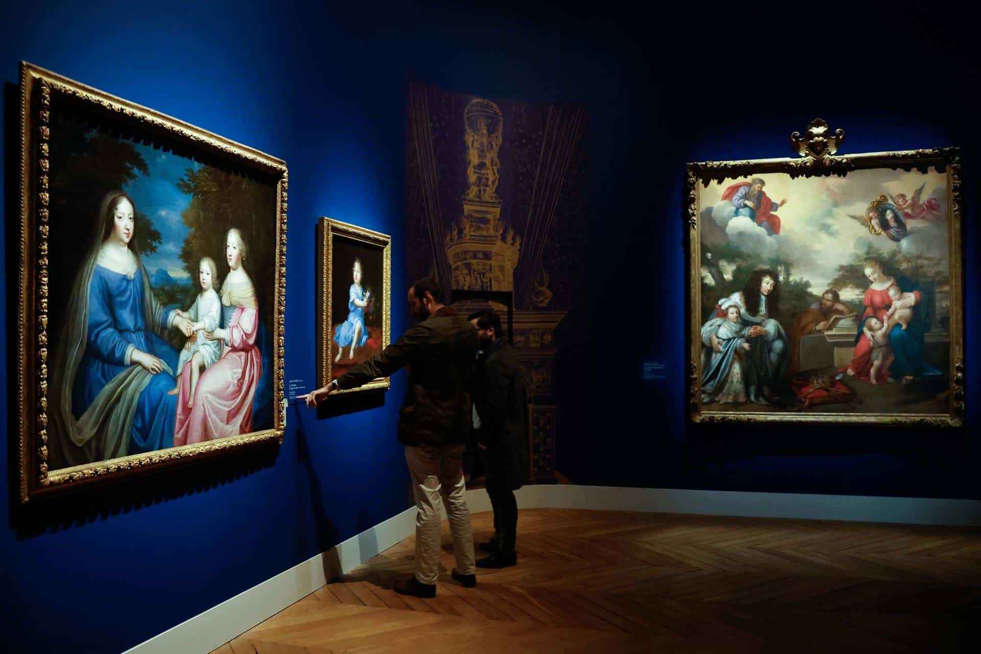 Exposición 'El Gran Delfín (1661-1711), hijo de un rey, padre de un rey, pero nunca rey' presentada este lunes en el castillo de Versalles, cerca de París EFE/EPA/MOHAMMED BADRA