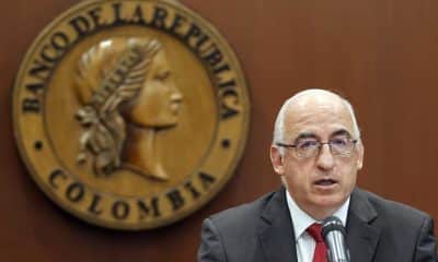 Fotografía de archivo del gerente general del Banco de la República de Colombia, Leonardo Villar, durante una rueda de prensa, en Bogotá (Colombia). EFE/Mauricio Dueñas