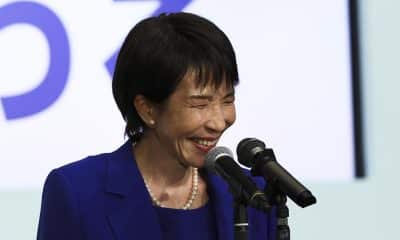 La exministra del Interior japonesa Sanae Takaichi, este sábado durante un discurso en Tokio en las primarias del gobernante Partido Liberal Democrático (PLD), del que resultó elegida líder. EFE/EPA/KIM KYUNG-HOON / POOL