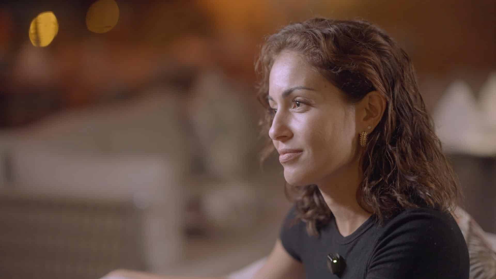 La actriz española Hiba Abouk durante una entrevista con la Agencia Efe en el marco del Festival de Cine de El Gouna donde ha admitido por primera vez que el año pasado le "quitaron" de un papel en una serie en Francia después de pronunciarse públicamente por su apoyo a Palestina.EFE/Gouna Film Festival / SOLO USO EDITORIAL/SOLO DISPONIBLE PARA ILUSTRAR LA NOTICIA QUE ACOMPAÑA (CRÉDITO OBLIGATORIO)