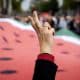 Bruselas, 5 oct (EFE).- Una marea de personas vestidas de rojo llenó este domingo las calles de Ámsterdam para exigir al Gobierno neerlandés "medidas concretas para detener el genocidio israelí y la ocupación de Palestina".EFE/EPA/KOEN VAN WEEL
