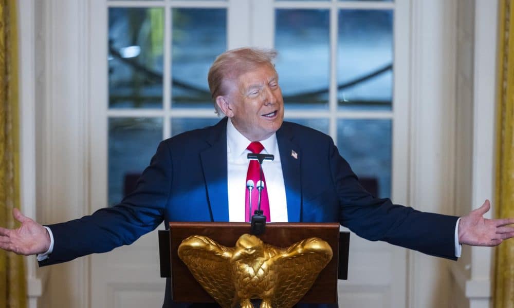 EFE/EPA/JIM LO SCALZO / POOL