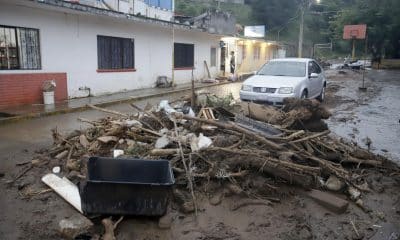 Fotografía de archivo que muestra una zona afectada por las fuertes lluvias en Huauchinango (México). EFE/ Hilda Ríos