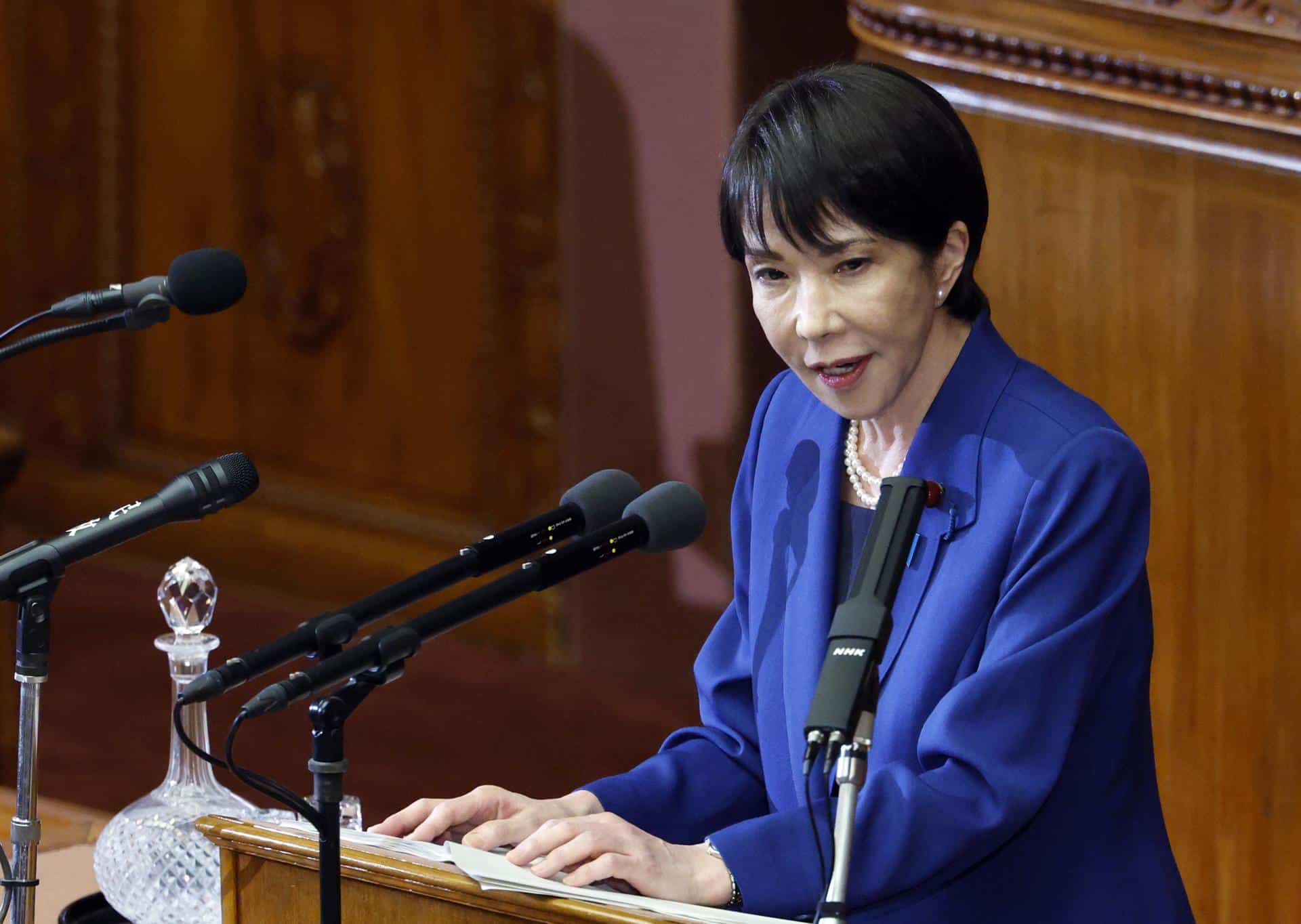 La nueva primera ministra de Japón, Sanae Takaichi, durante su primer discurso sobre su agenda política ante el Parlamento (Dieta) en Tokio, este jueves 24 de octubre de 2025. EFE/EPA/FRANCK ROBICHON