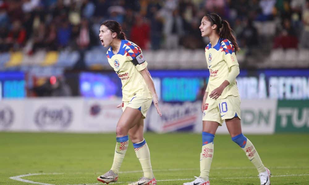 América fue de menos a más y se impuso con dos goles de Kiana Palacios, uno de último instante, y uno de Alexa Soto. Cerén fue la heroína de Atlas con sus dos dianas. Imagen de archivo. EFE /David Martínez Pelcastre