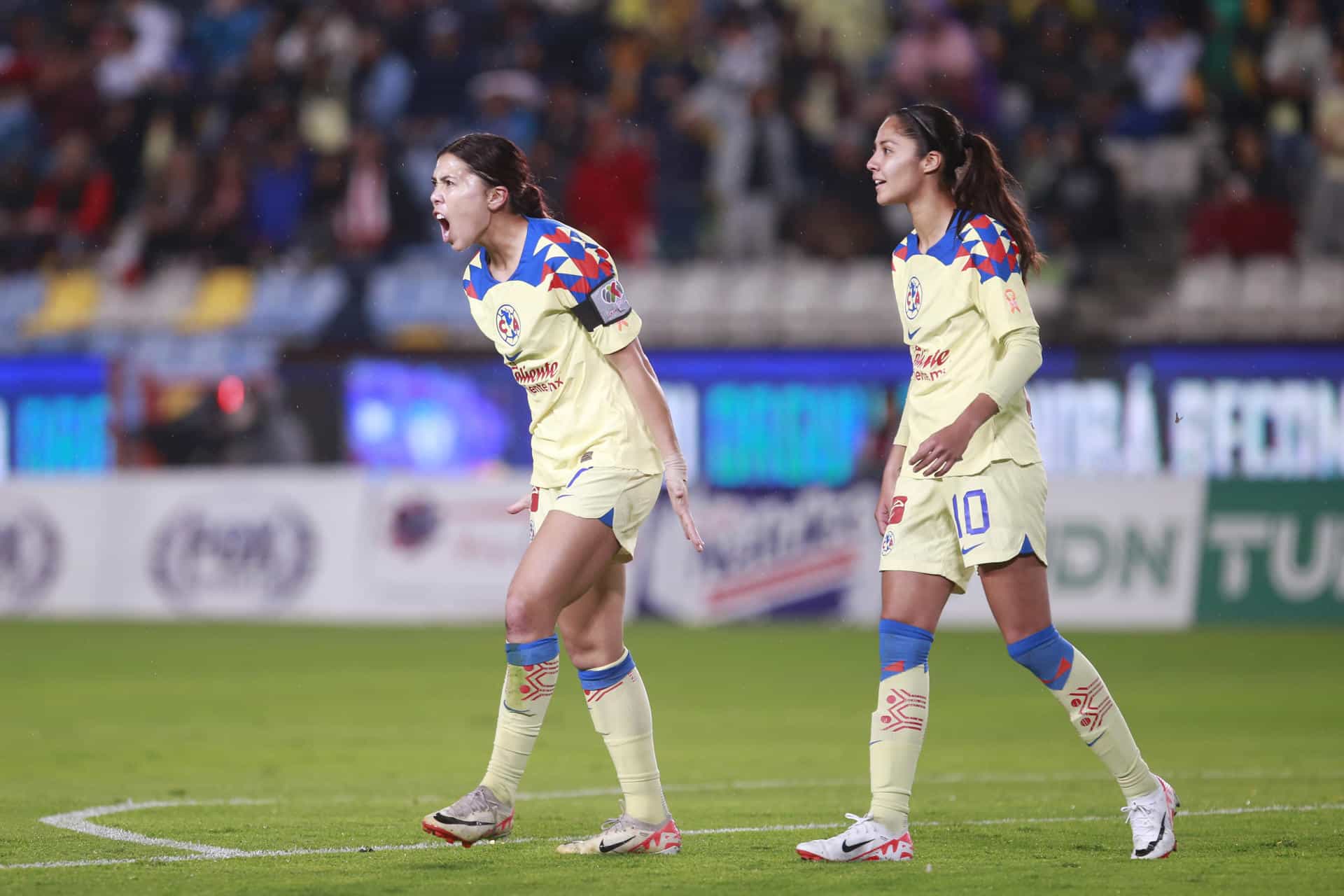 América fue de menos a más y se impuso con dos goles de Kiana Palacios, uno de último instante, y uno de Alexa Soto. Cerén fue la heroína de Atlas con sus dos dianas. Imagen de archivo. EFE /David Martínez Pelcastre